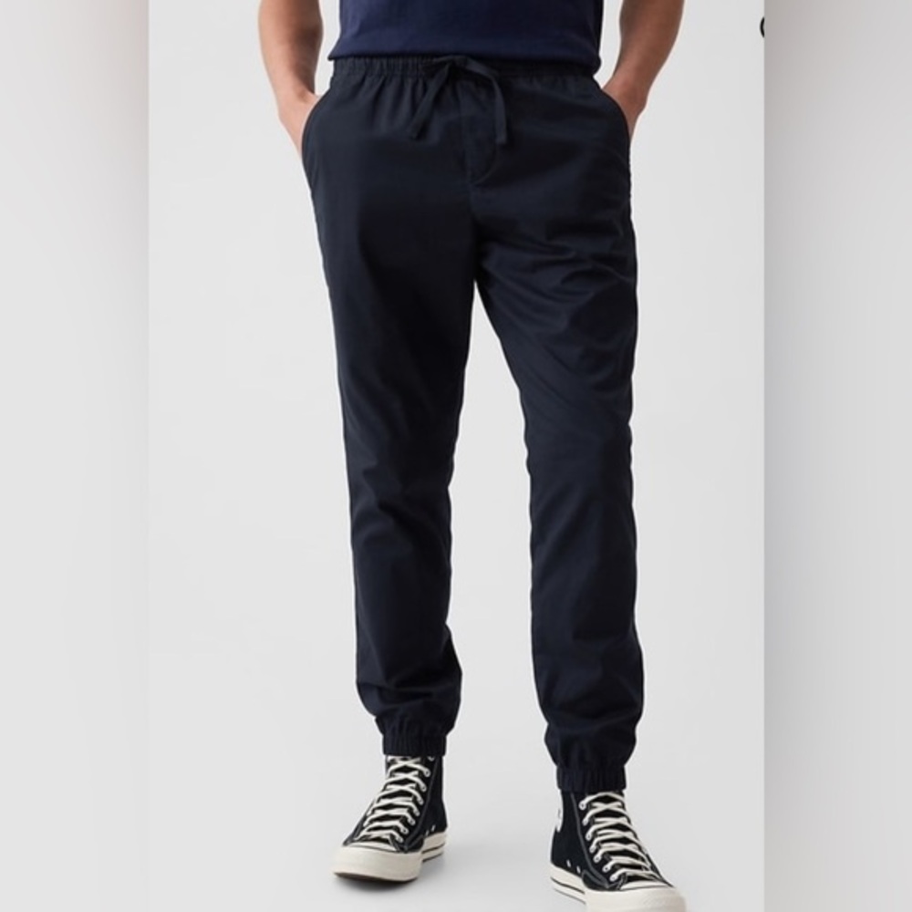 GAP - Gapflex Navy Joggers - NEW